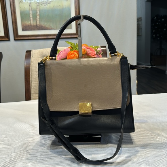 Authentic Celine trapeze shoulder bag with long removable strap - Picture 3 of 15